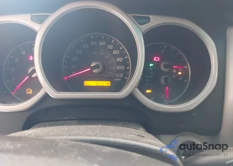 2003 Toyota 4Runner Limited V8 z USA, uszkodzony, nr VIN JTEBT17RX30012490